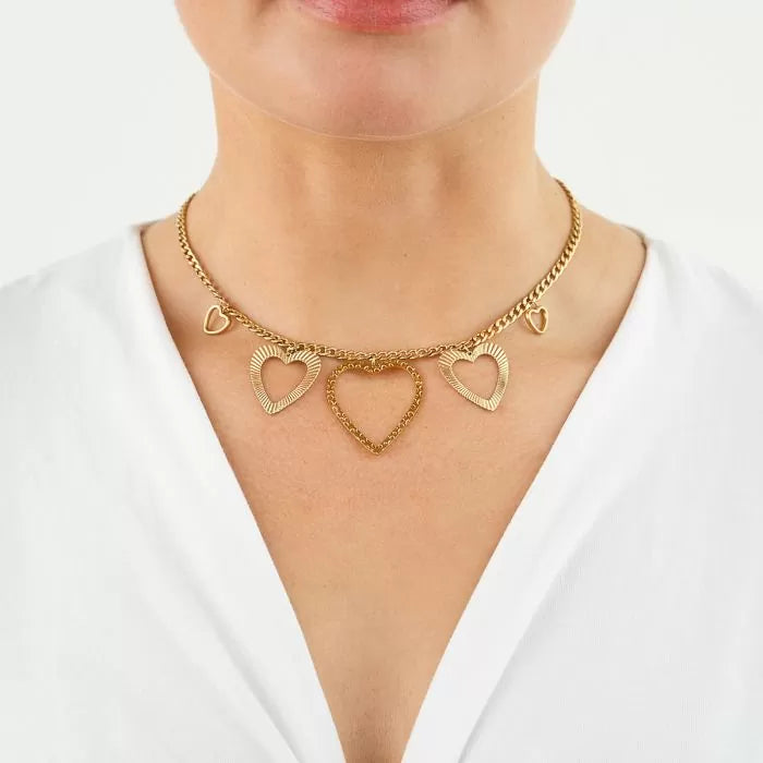 Bedelketting verschillende hartjes